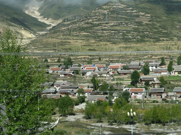 許多藏族的房子