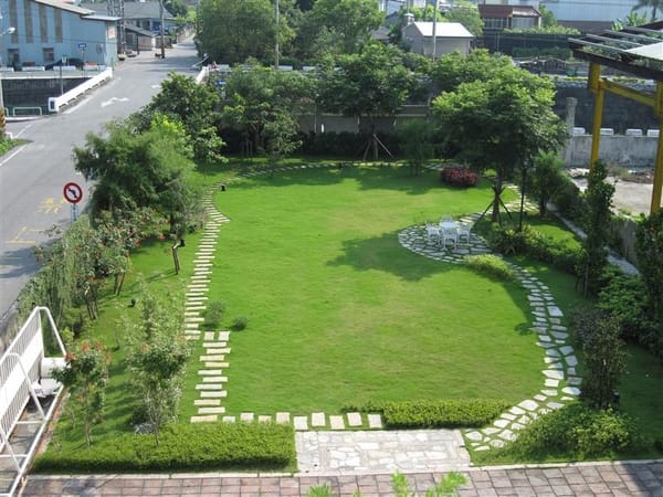 這是民宿的庭園