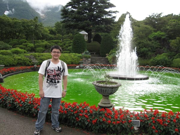 這是很古早的歐式庭園 這是很古早的歐式庭園