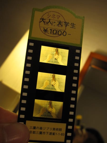 哈...佑任的真的不知道是誰在洗手