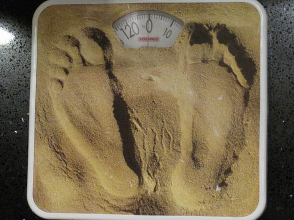 居然有放令人心寒的體重計.....不過連體重計都有設計喔! 居然有放令人心寒的體重計.....不過連體重計都有設計喔!