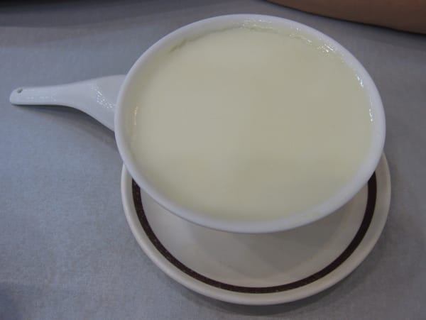 巧手薑汁燉鮮奶