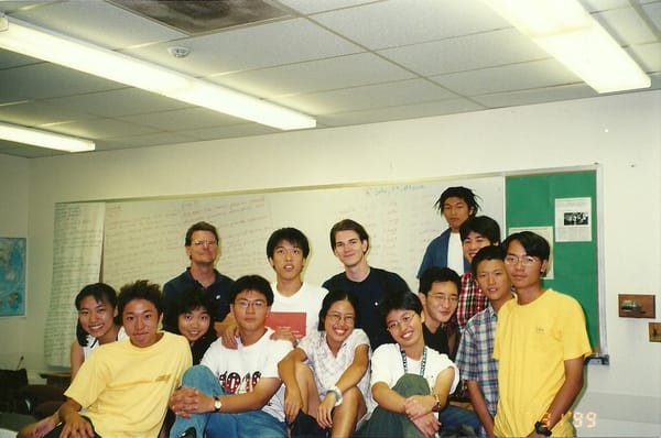 最後一天大家都哭紅眼