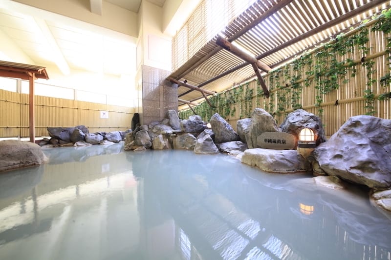 img_spa13.jpg img_spa13.jpg