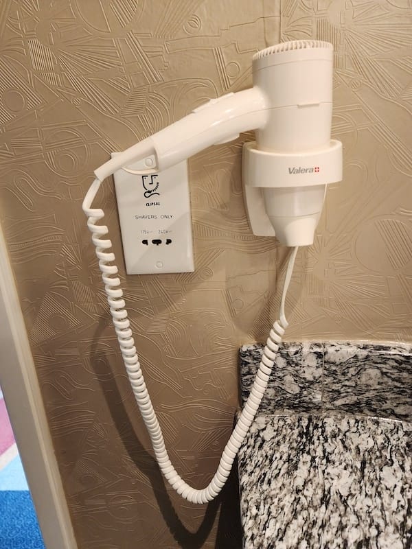 2023-07-30 香港住宿迪士尼好萊塢酒店(Disne