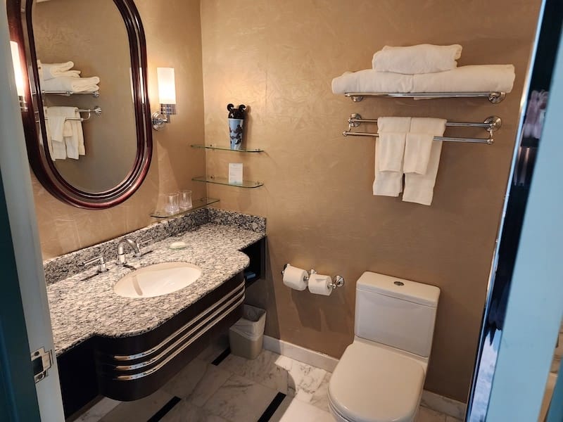 2023-07-30 香港住宿迪士尼好萊塢酒店(Disne