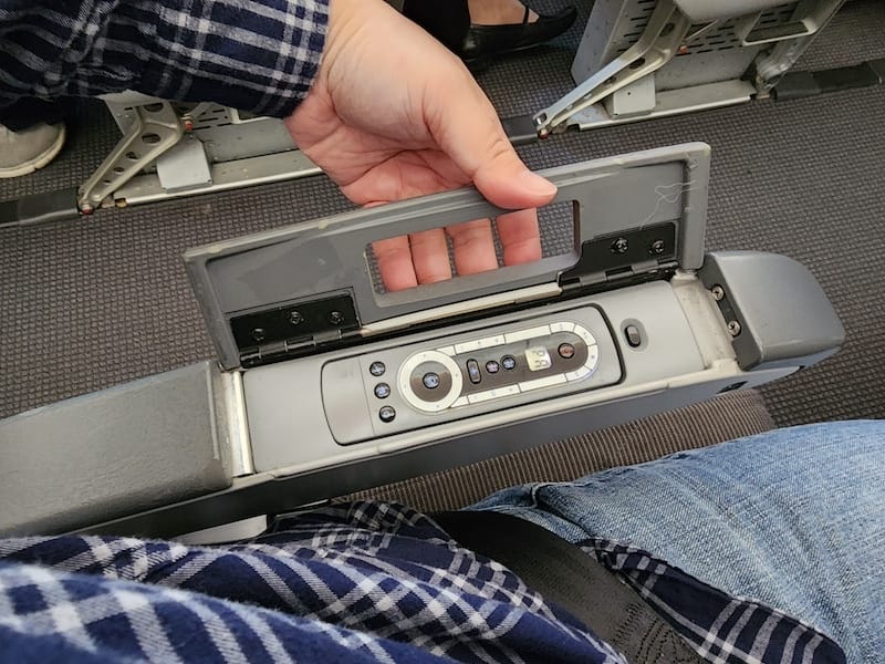 2023-11-19 日本航空JL802 TPE-NRT 