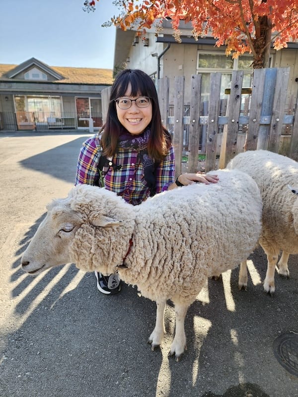 2023-11-24 東京賞楓旅Day6 板橋兒童動物園摸到