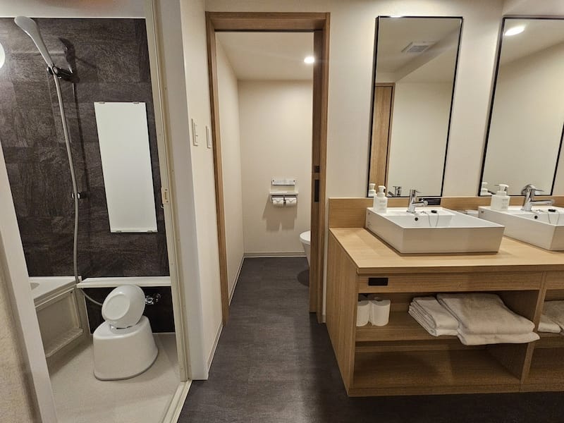 2024-03-27 名古屋親子住宿変なホテルエクスプレス