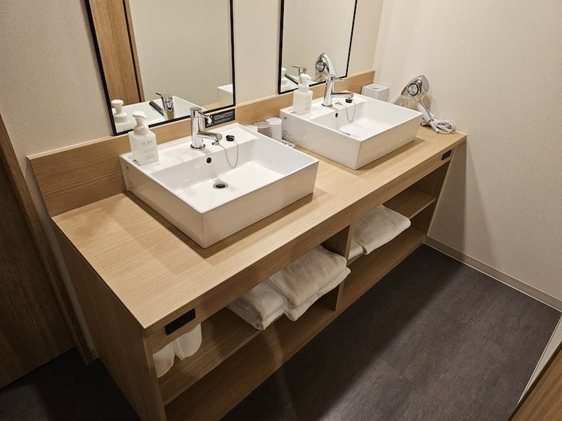 2024-03-27 名古屋親子住宿変なホテルエクスプレス