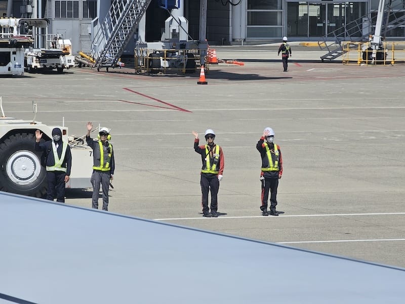 2024-04-01 中華航空CI155 NGO-TPE 名