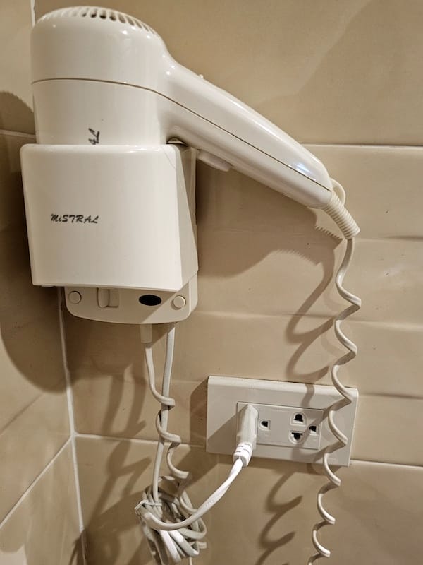 2024-11-02 [曼谷機場住宿] 金家素萬那普機場飯店