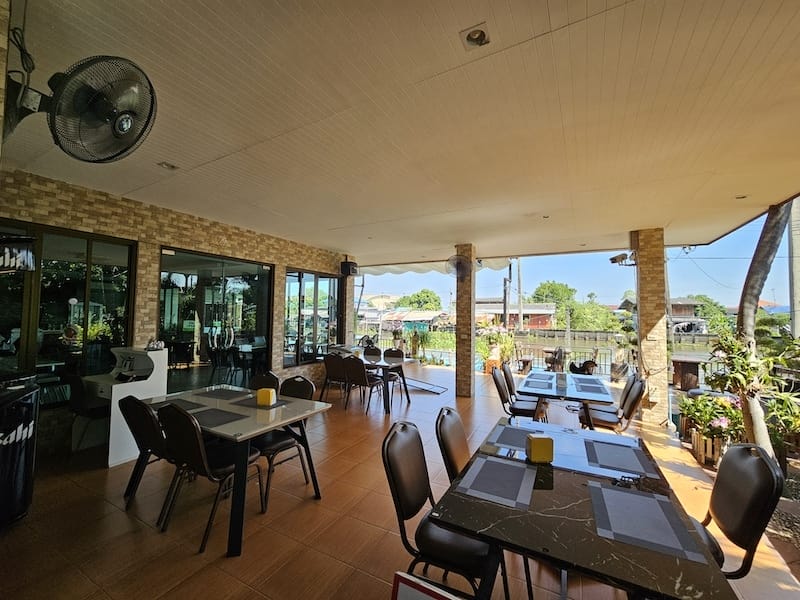 2024-11-02 [曼谷機場住宿] 金家素萬那普機場飯店