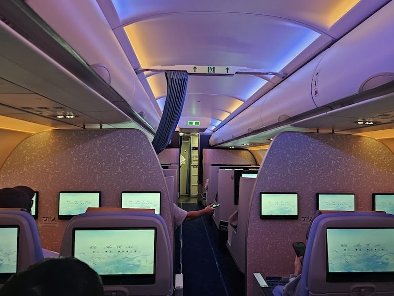 2024-11-01 中華航空 CI837 TPE-BKK 