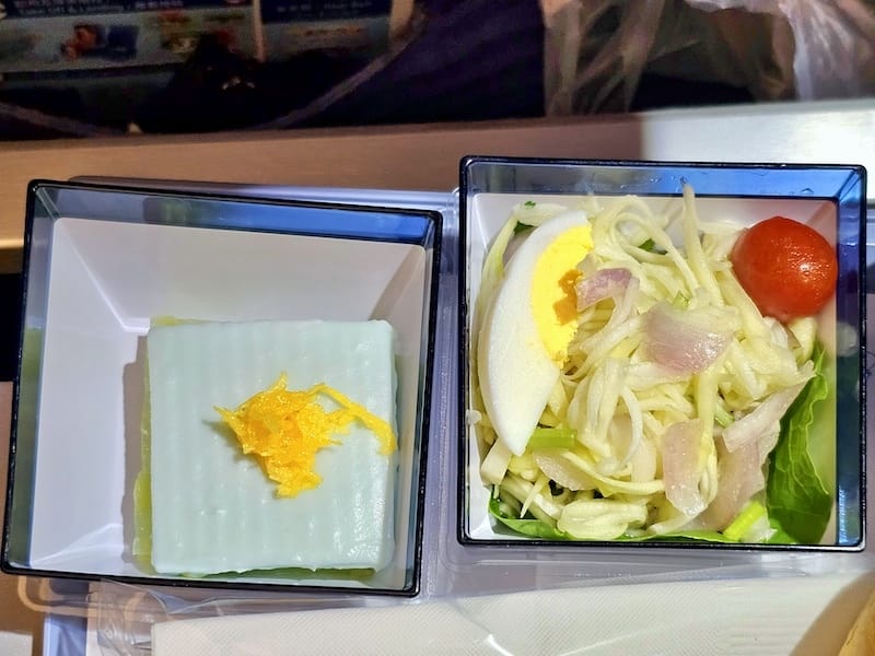 2024-11-06 中華航空CI836 BKK-TPE 曼