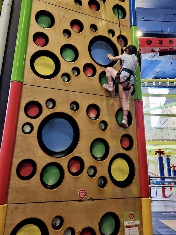 2025-08-05 苗栗頭份尚順君樂飯店經典雙床房+尚順育