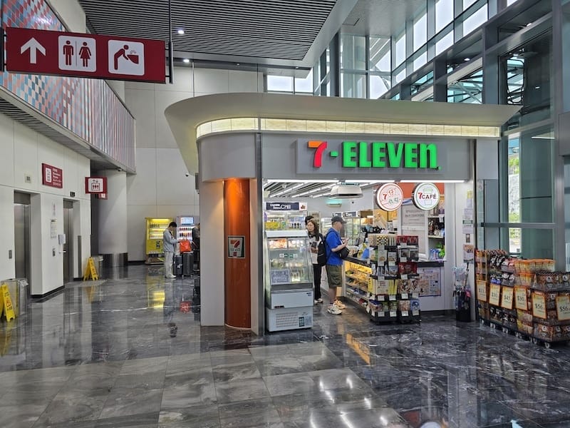 2025-08-17 長榮航空BR801 TPE-MFM 台