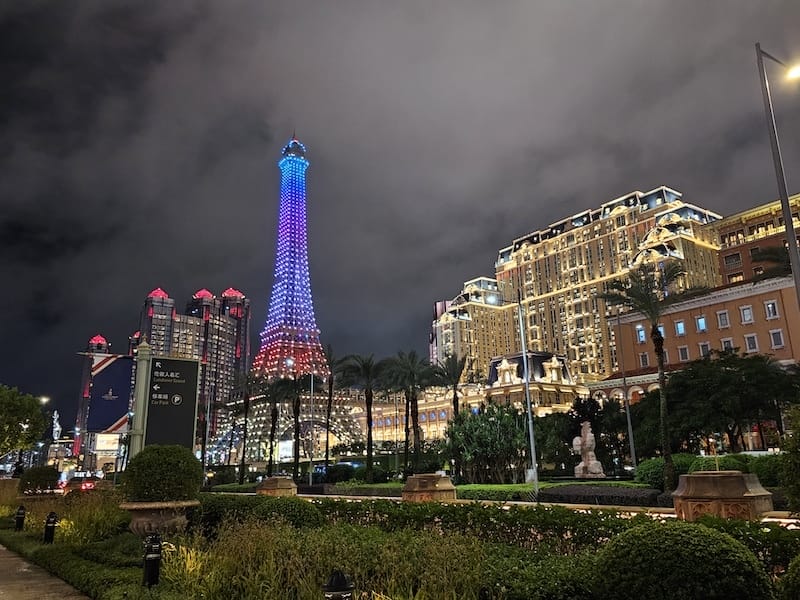 2025-08-17 港澳穿梭遊Day1 倫敦人、巴黎人與威