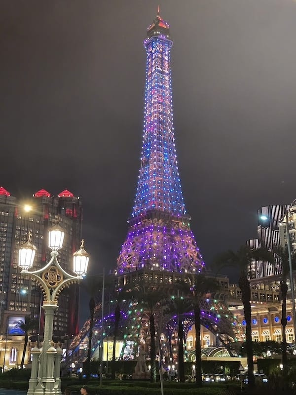 2025-08-17 港澳穿梭遊Day1 倫敦人、巴黎人與威