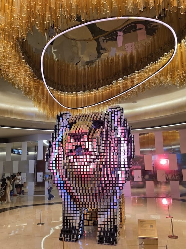 2025-08-17 港澳穿梭遊Day1 倫敦人、巴黎人與威