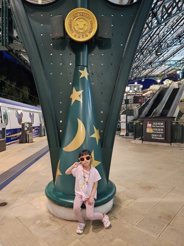 2025-08-19 香港住宿迪士尼好萊塢酒店(Disn