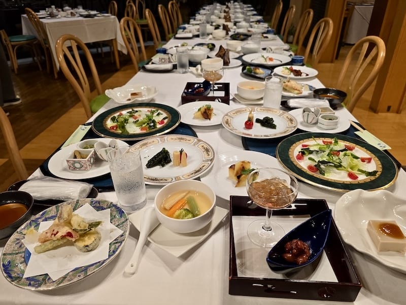 2025-09-27 秋田住宿猿倉溫泉フォレスタ鳥海 福雷