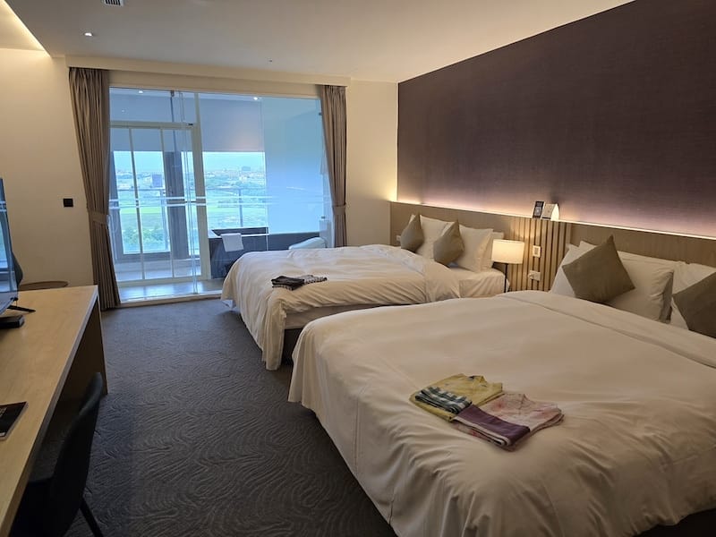 2025-07-28 [宜蘭住宿] 綠舞國際觀光飯店四人客