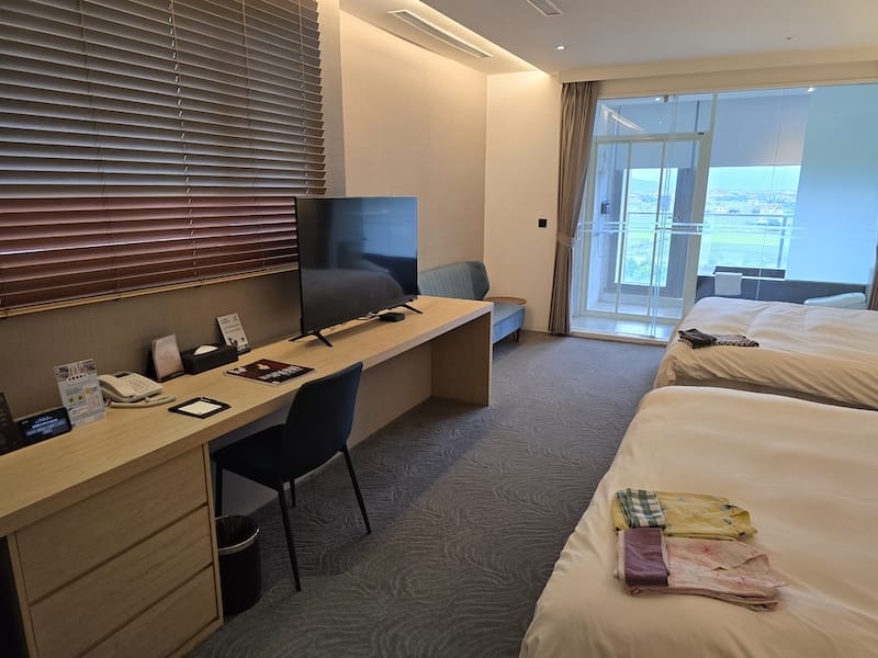 2025-07-28 [宜蘭住宿] 綠舞國際觀光飯店四人客