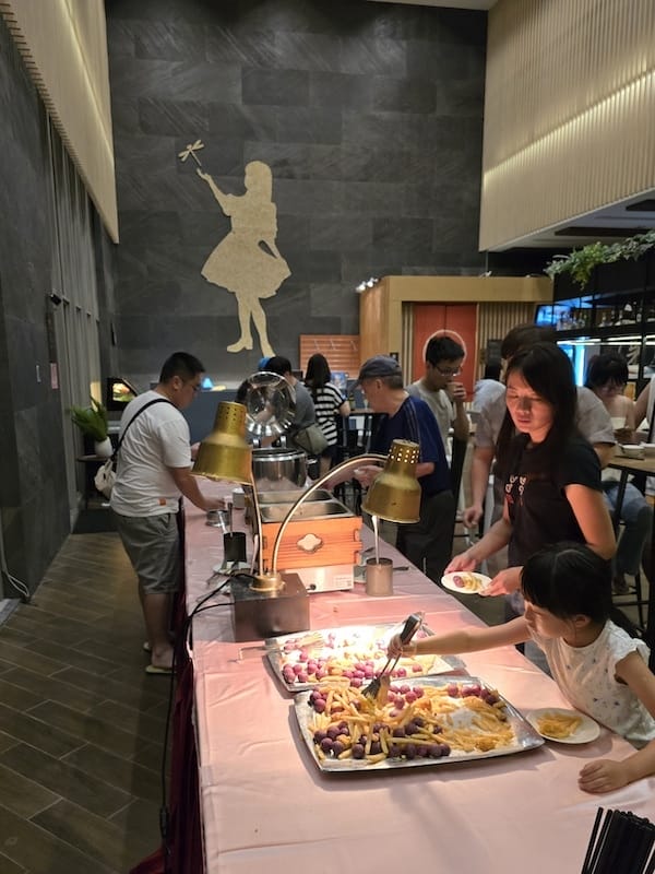 2025-07-28 [宜蘭住宿] 綠舞國際觀光飯店四人客