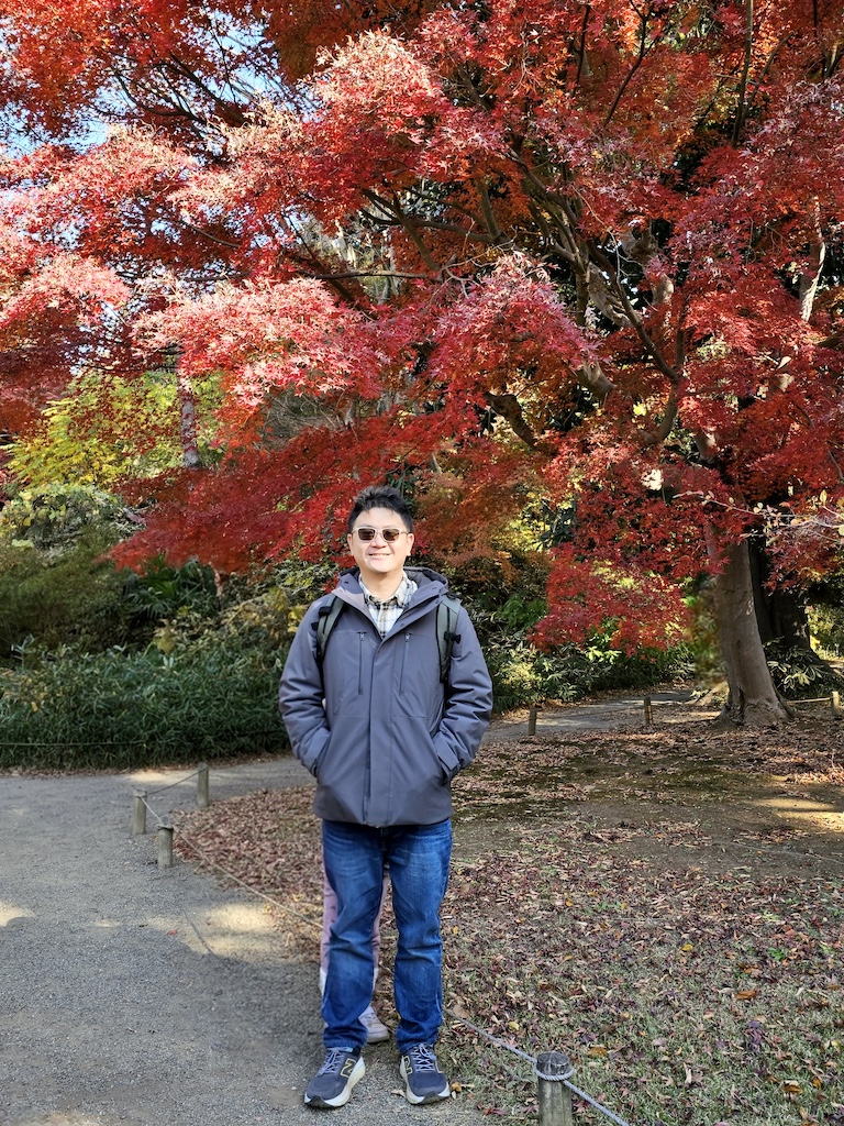 2025-11-29 東京親子賞楓旅Day3-1 六義園與螃蟹道樂