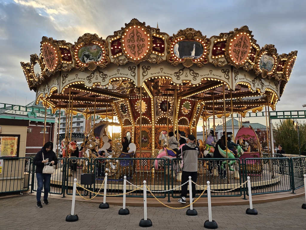 2025-11-29 東京親子賞楓旅Day3-2 荒川遊樂園+炸豬排一勝