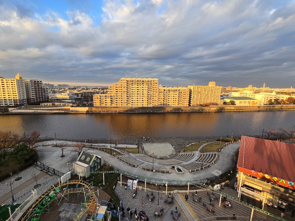 2025-11-29 東京親子賞楓旅Day3-2 荒川遊樂園+炸豬排一勝