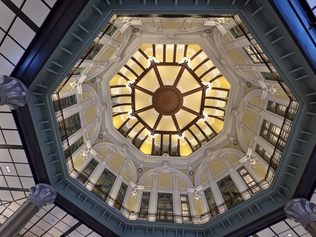 2025-11-30 東京親子賞楓旅Day4-2 東大銀杏＋東京車站伴手禮＋やぶ久