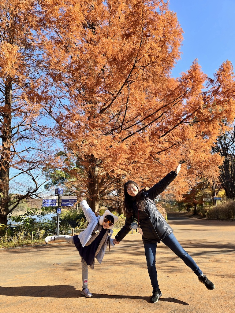2025-11-30 東京親子賞楓旅 Day4-1 昭和紀念公園+Harbs慶生