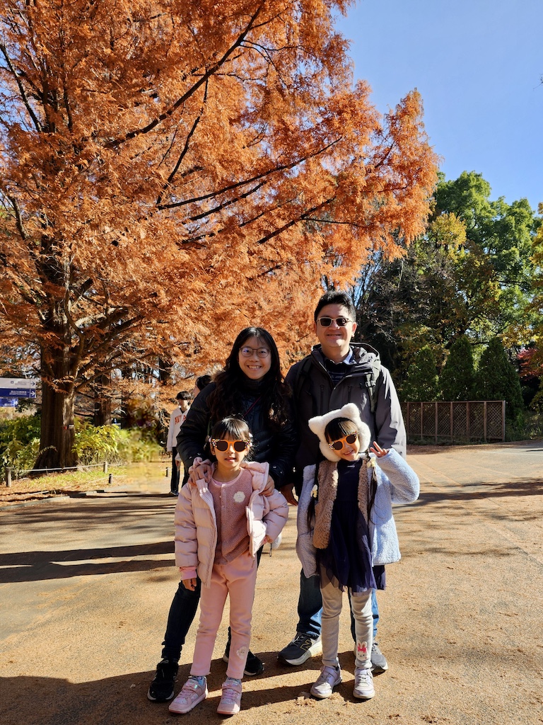 2025-11-30 東京親子賞楓旅 Day4-1 昭和紀念公園+Harbs慶生