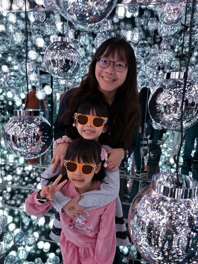 2025-12-01 東京親子賞楓旅Day5 Teamlab+敘敘苑＋六本木甜點