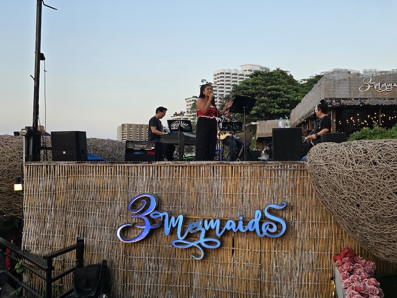 【2026 芭達雅行程】四方水上市場 + 3 Mermaids 懸崖餐廳:網美必拍日落美景! - 第39張圖 【2026 芭達雅行程】四方水上市場 + 3 Mermaids 懸崖餐廳:網美必拍日落美景!