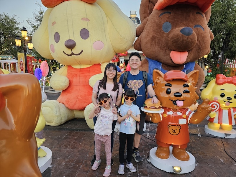 曼谷巧克力村:春節限定紅燈籠佈置、園內餐飲與超萌布偶合照全紀錄 - 第37張圖 曼谷巧克力村:春節限定紅燈籠佈置、園內餐飲與超萌布偶合照全紀錄