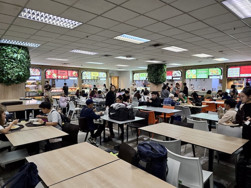 機場奇蹟美食街與中華航空CI838 BKK-TPE 曼谷-台北 飛行紀錄 - 第7張圖 機場奇蹟美食街與中華航空CI838 BKK-TPE 曼谷-台北 飛行紀錄