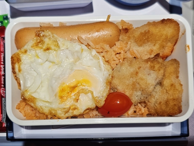 機場奇蹟美食街與中華航空CI838 BKK-TPE 曼谷-台北 飛行紀錄 - 第27張圖 機場奇蹟美食街與中華航空CI838 BKK-TPE 曼谷-台北 飛行紀錄