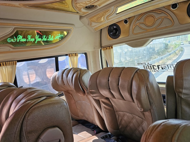去泰國包車安全嗎?我的淘泰朗包車驚魂記:錢財遭竊,報警、聯繫客服後的真實處理過程 - 第3張圖 去泰國包車安全嗎?我的淘泰朗包車驚魂記:錢財遭竊,報警、聯繫客服後的真實處理過程