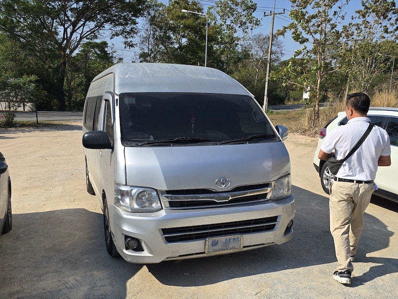去泰國包車安全嗎?我的淘泰朗包車驚魂記:錢財遭竊,報警、聯繫客服後的真實處理過程 - 第6張圖 去泰國包車安全嗎?我的淘泰朗包車驚魂記:錢財遭竊,報警、聯繫客服後的真實處理過程