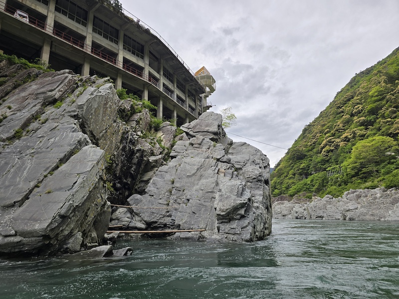[璀璨四國] 跟著燦星旅遊玩德島！大步危峽谷遊覽船、秘境祖谷葛藤橋體驗全紀錄