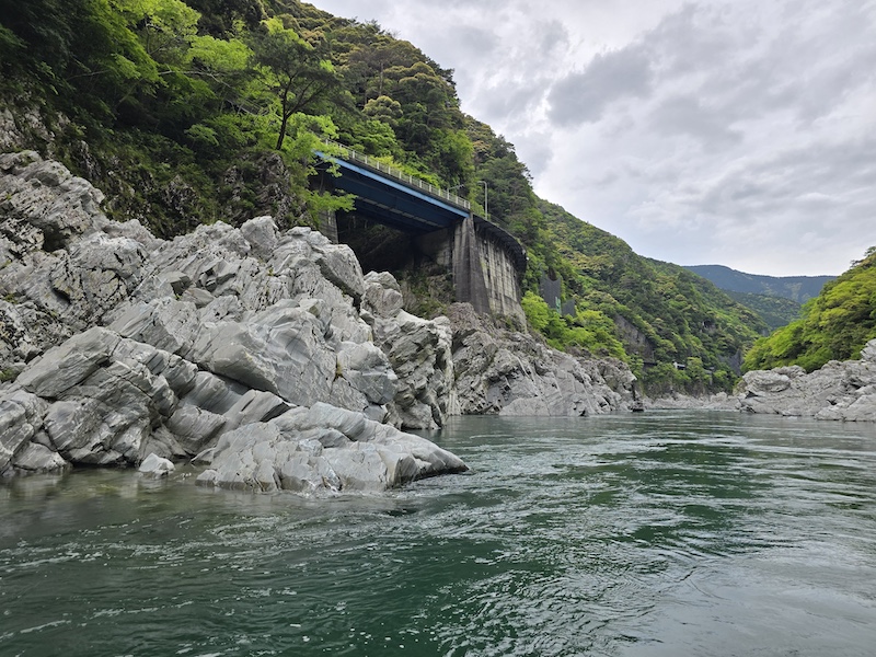 [璀璨四國] 跟著燦星旅遊玩德島！大步危峽谷遊覽船、秘境祖谷葛藤橋體驗全紀錄