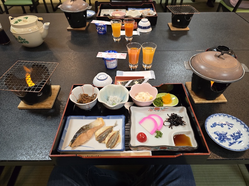 【高知住宿推薦】高砂飯店（Hotel Takasago）開箱：近高知車站與超豐盛在地早餐