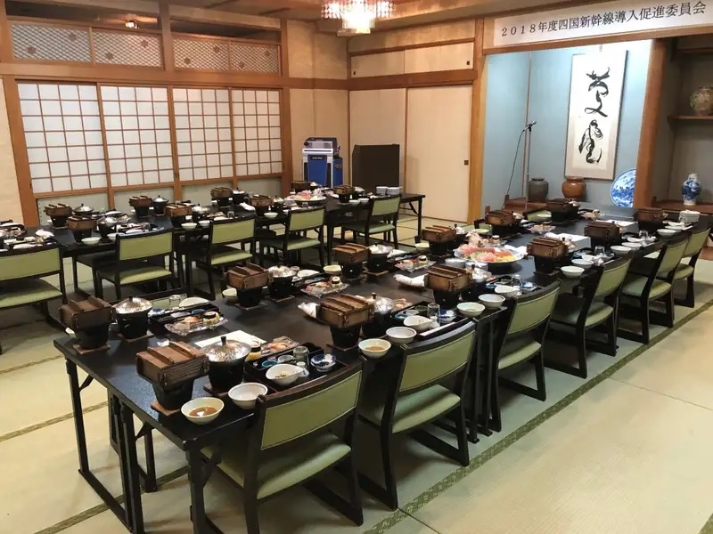 【高知住宿推薦】高砂飯店（Hotel Takasago）開箱：近高知車站與超豐盛在地早餐