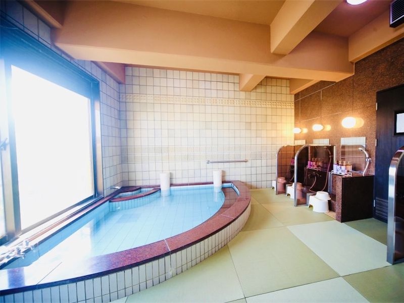 【高知住宿推薦】高砂飯店（Hotel Takasago）開箱：近高知車站與超豐盛在地早餐